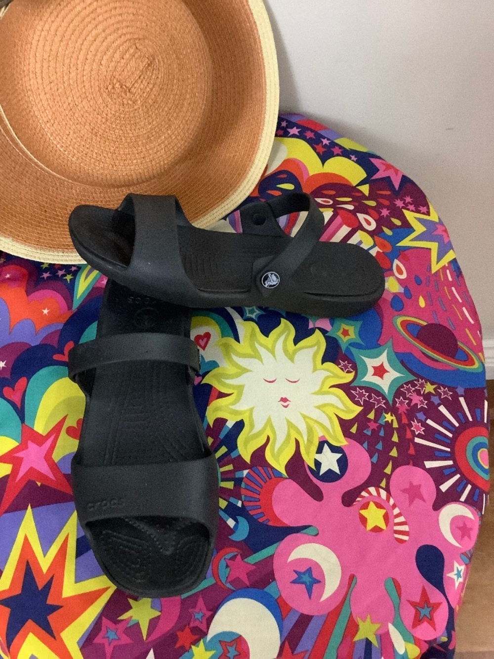Crocs fit,size,9